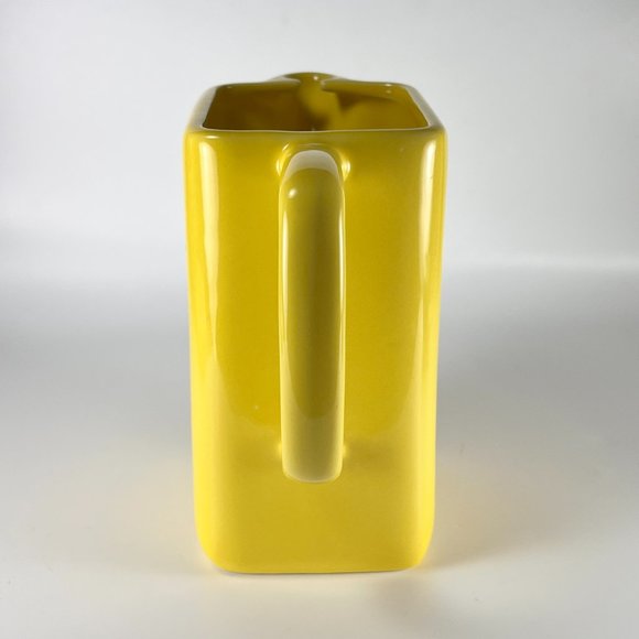 Vtg Cutty Sark Scots Whisky Pitcher Yellow Ceramic Square Man Cave Barware - Picture 3 of 11